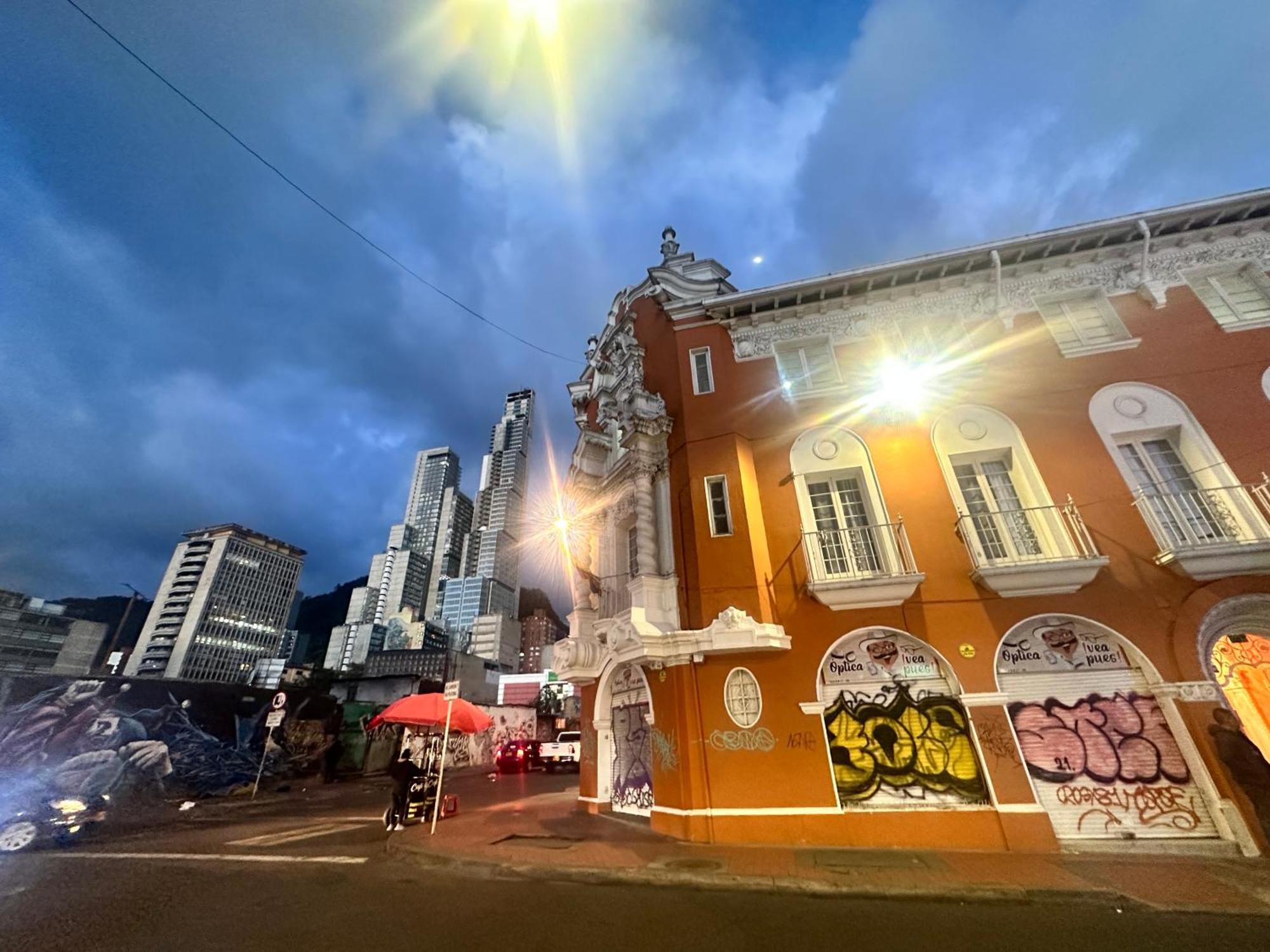 Hotel Artistico Bogota Exterior photo